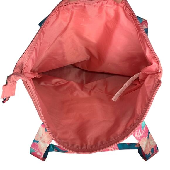 Emma & Chloe NWOT Quilted Totes Pink with Floral Print Straps Zipper Closure - Picture 8 of 8